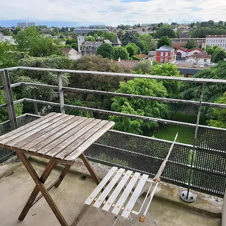 Le Clos Des Lilas - Sur Seine